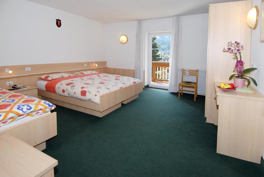 Hotel Zanon Ziano di Fiemme Pokoj fotografie